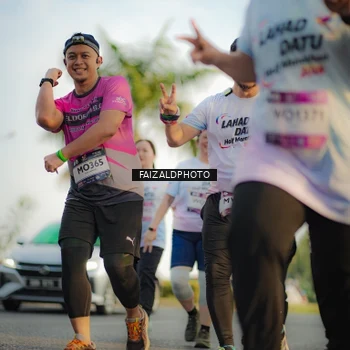 Runner Photo 7859138