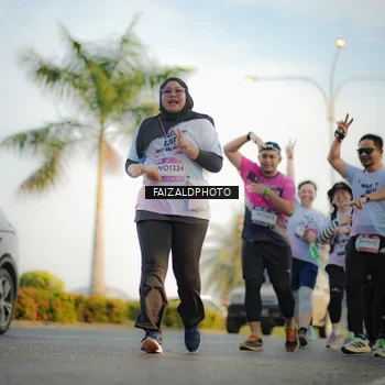 Runner Photo 7859150