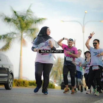 Runner Photo 7859155