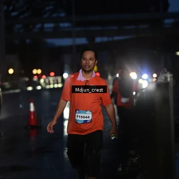 Runner Photo 7859242