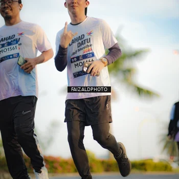 Runner Photo 7859243