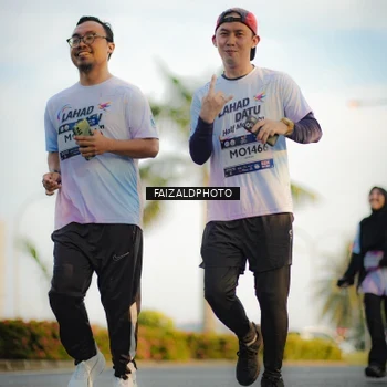 Runner Photo 7859259