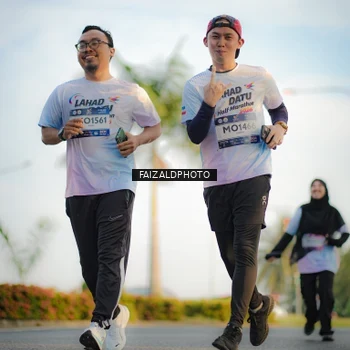 Runner Photo 7859261
