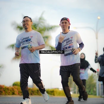 Runner Photo 7859267