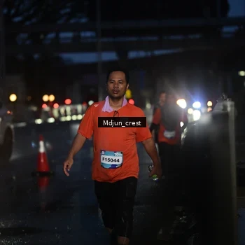 Runner Photo 7859272