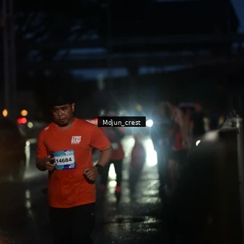 Runner Photo 7859335