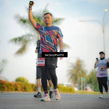 Runner Photo 7859390