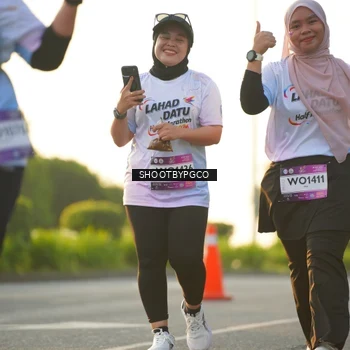 Runner Photo 7859411