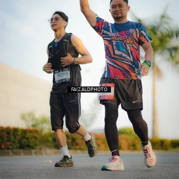 Runner Photo 7859437