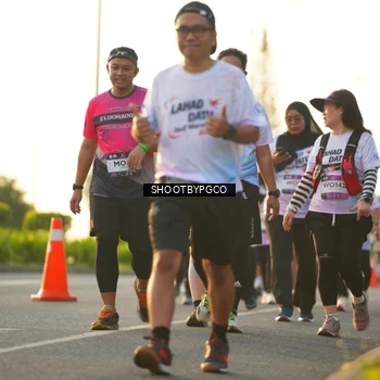 Runner Photo 7859457
