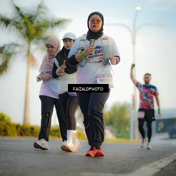 Runner Photo 7859465