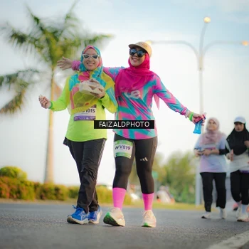 Runner Photo 7859541