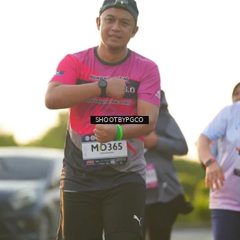 Runner Photo 7859542