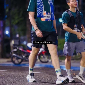 Runner Photo 7859549