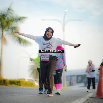 Runner Photo 7859552