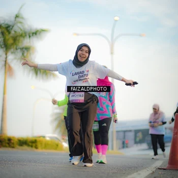 Runner Photo 7859560