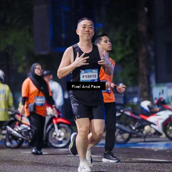 Runner Photo 7859573