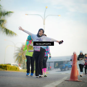Runner Photo 7859584