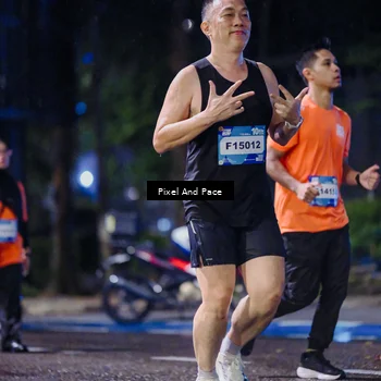 Runner Photo 7859586