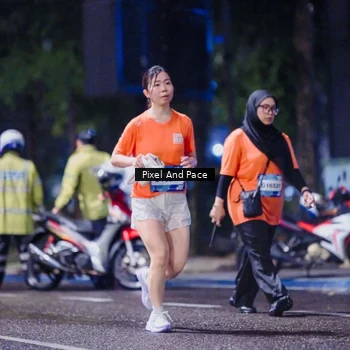 Runner Photo 7859587