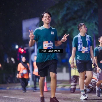 Runner Photo 7859636