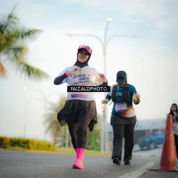 Runner Photo 7859759