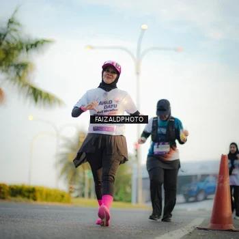 Runner Photo 7859768
