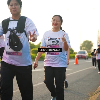 Runner Photo 7859875