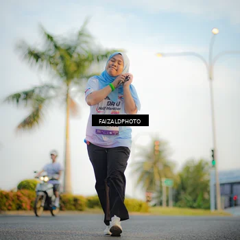 Runner Photo 7859892
