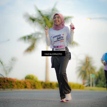 Runner Photo 7859936