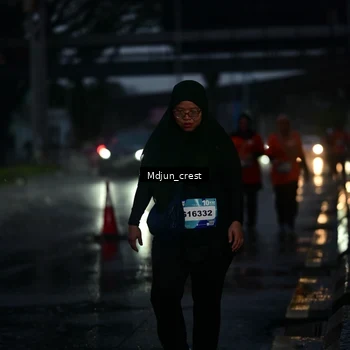 Runner Photo 7859944