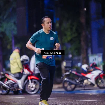 Runner Photo 7859966