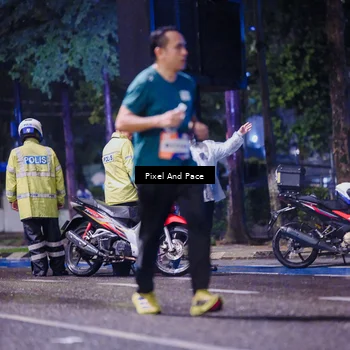Runner Photo 7859968