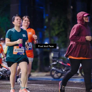 Runner Photo 7859971