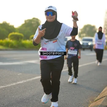 Runner Photo 7860002