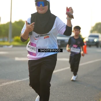 Runner Photo 7860009