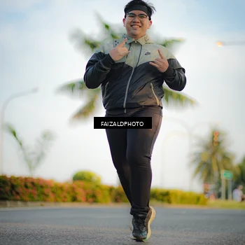 Runner Photo 7860069
