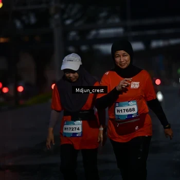 Runner Photo 7860074