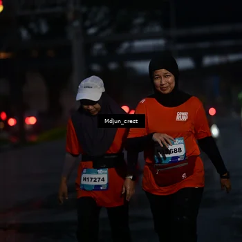 Runner Photo 7860076