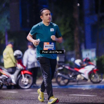 Runner Photo 7860083