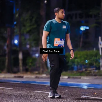Runner Photo 7860108