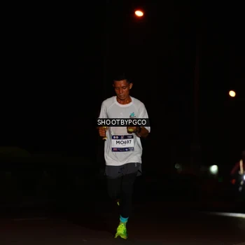 Runner Photo 7860109