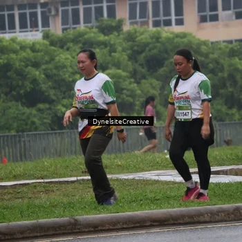 Runner Photo 7860110