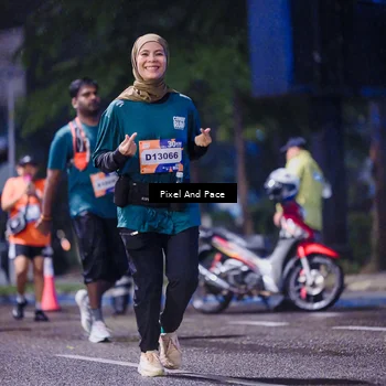 Runner Photo 7860111