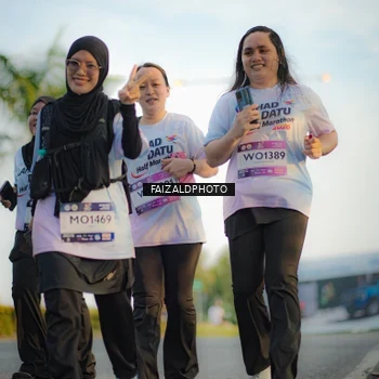 Runner Photo 7860243