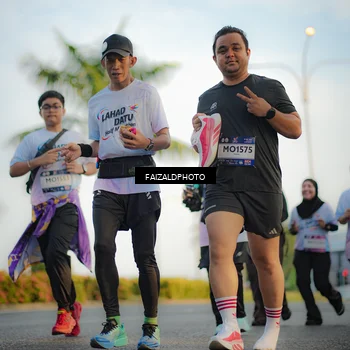 Runner Photo 7860299
