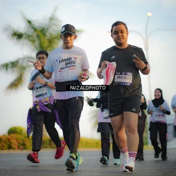 Runner Photo 7860305