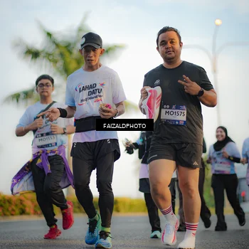 Runner Photo 7860321