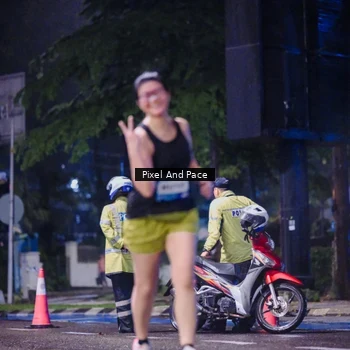 Runner Photo 7860335