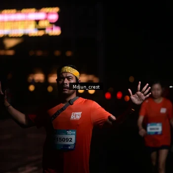 Runner Photo 7860340